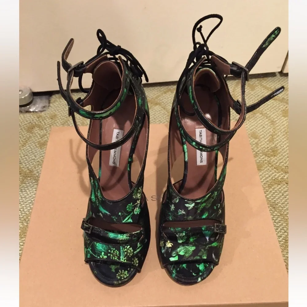 Tabitha Simmons Bailey Floral Printed Satin Sandals Green Ivy Print Black Box - Picture 6 of 8